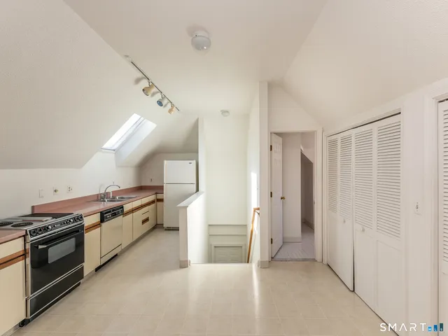 $149,900 | 68 Wilson Avenue, Unit 105, Torrington, CT 06790