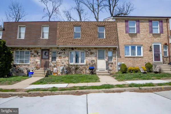 $325,000 | 617 St Anthony Lane, Upper Darby, PA 19082