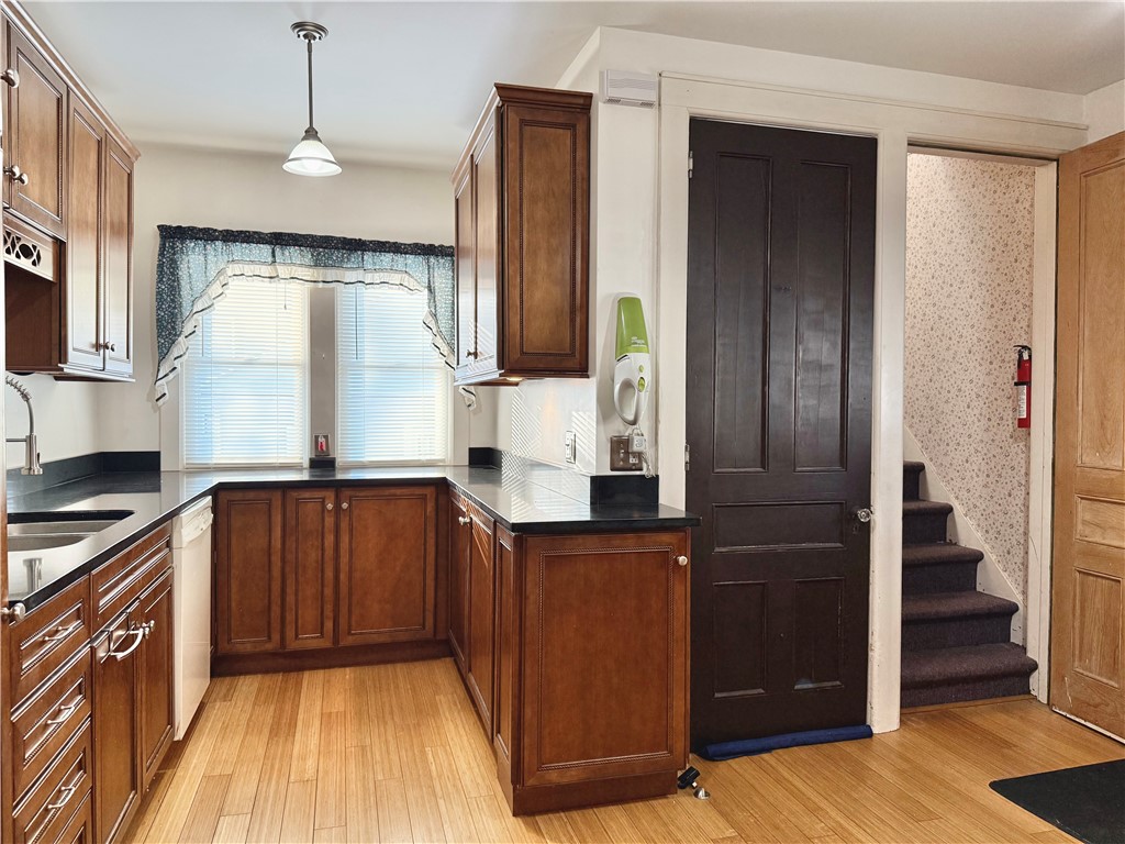 69 Elm Street Oneonta, NY 13820 - Photo 33 of 37
