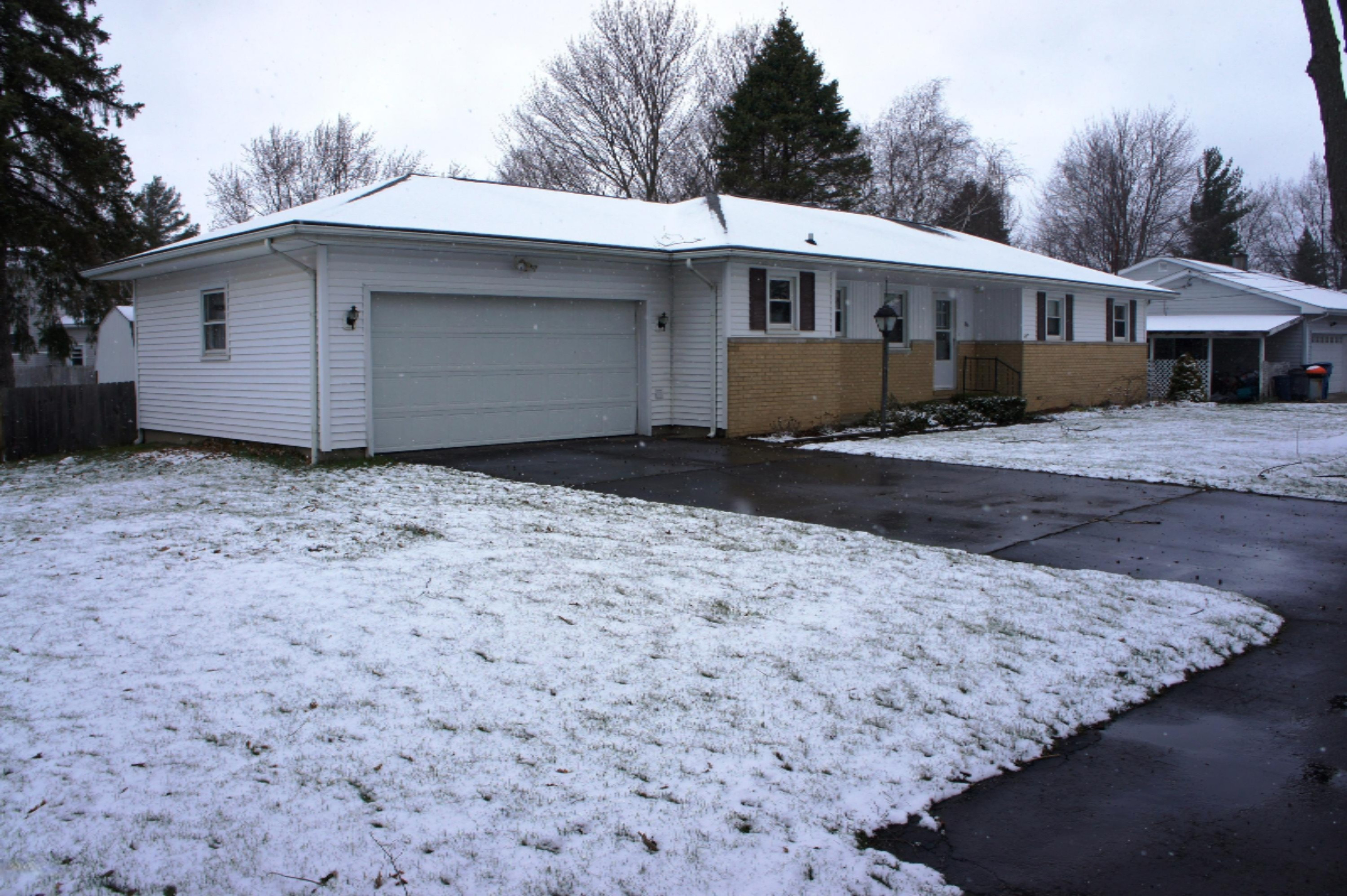 156 West Chicago Road Coldwater, MI 49036 - Photo 3 of 49 003