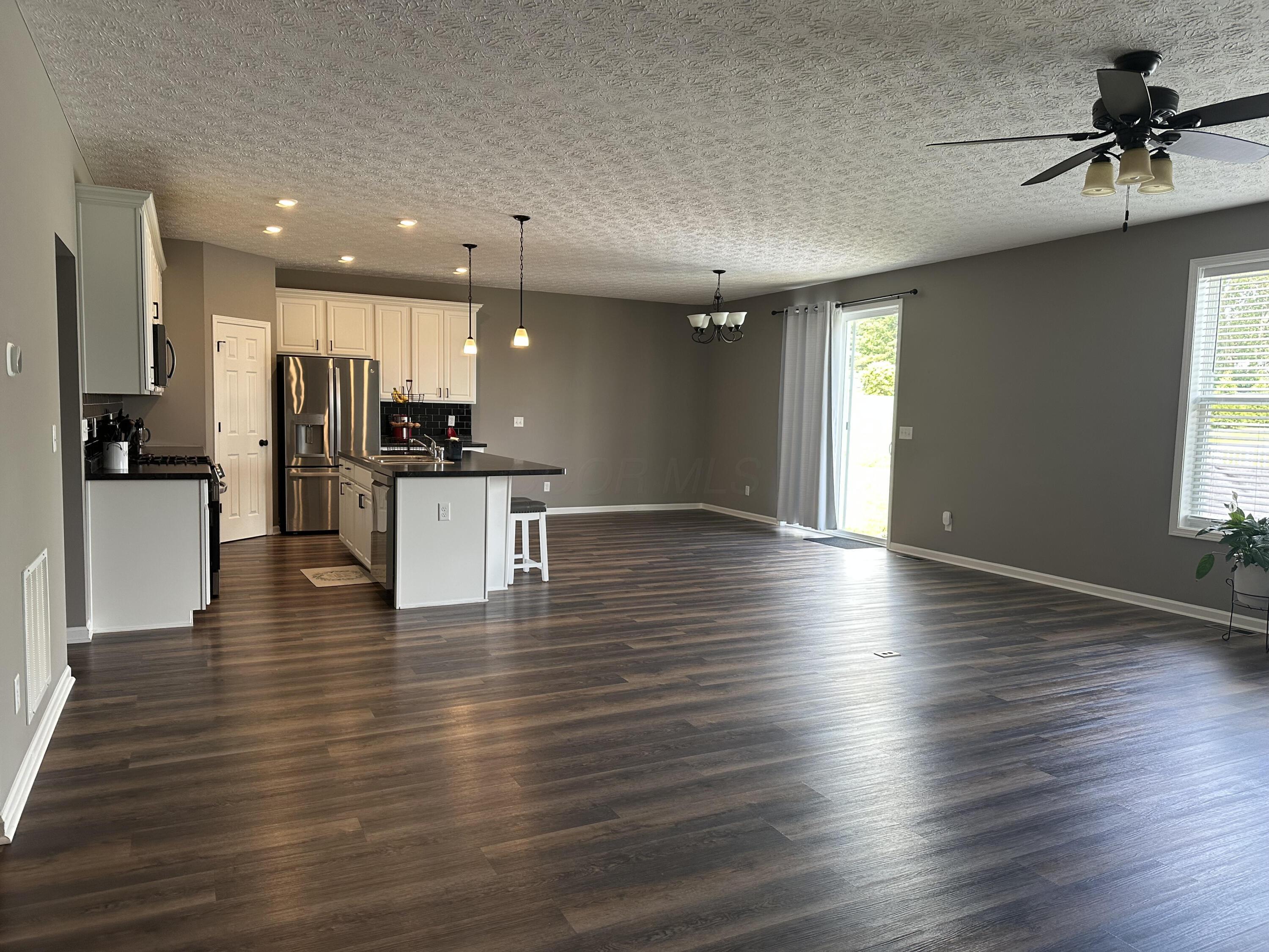 2434 Pickerington Road Carroll, OH 43112 - Photo 4 of 58