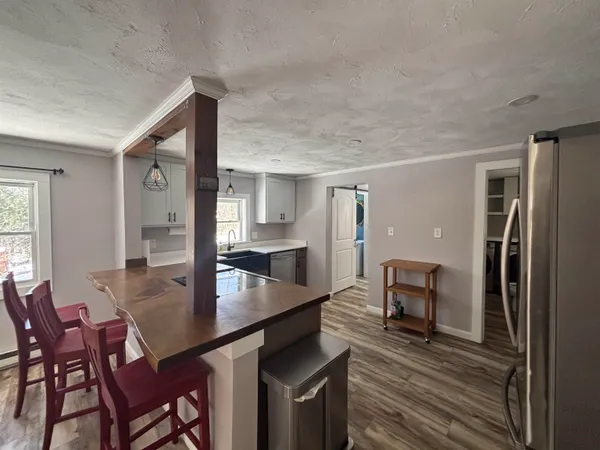 $2,500 | 280 Lakeshore Drive, Franklin, NH 03235