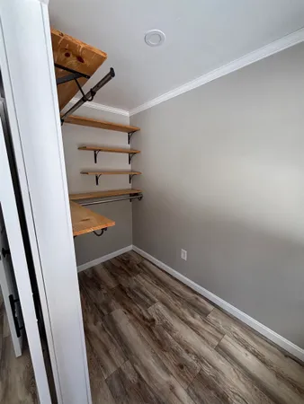 $2,500 | 280 Lakeshore Drive, Franklin, NH 03235