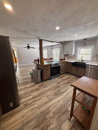 $2,500 | 280 Lakeshore Drive, Franklin, NH 03235