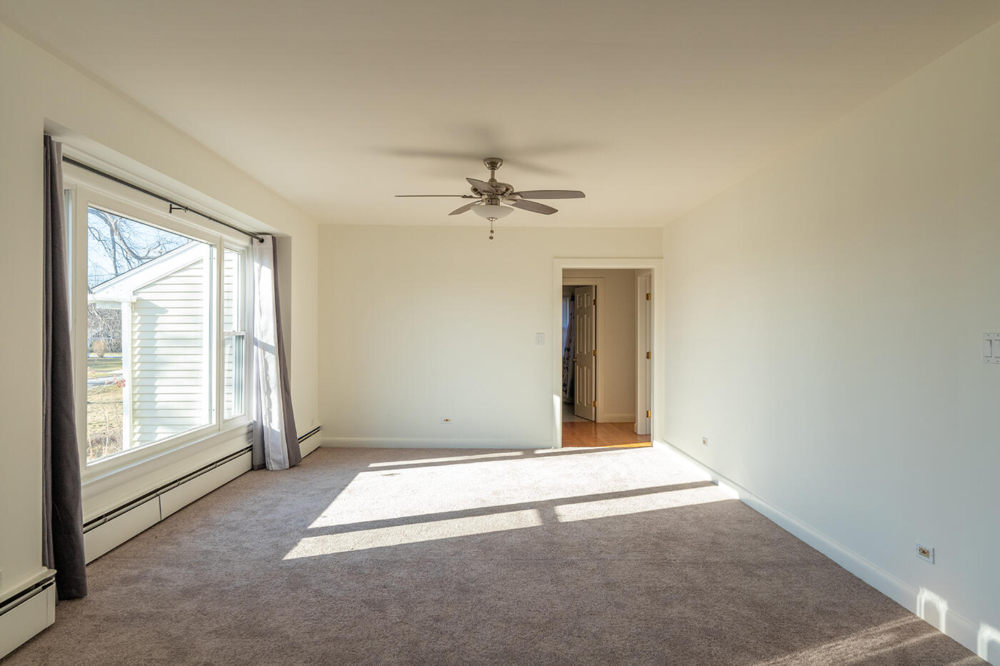 12 Samoset Road Rockland, ME 04841 - Photo 4 of 20 IMG_7598