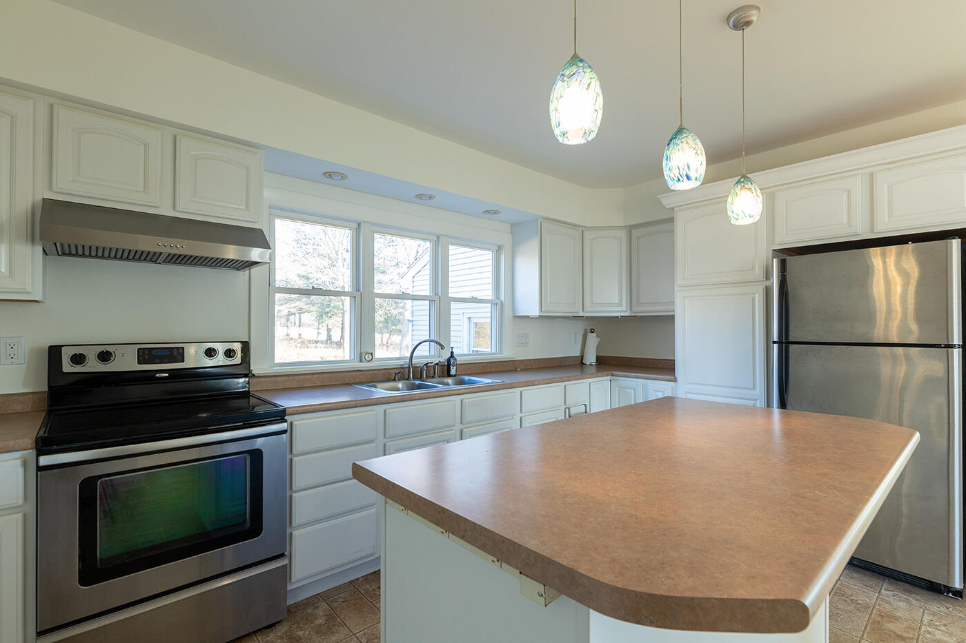 12 Samoset Road Rockland, ME 04841 - Photo 8 of 20 IMG_7594