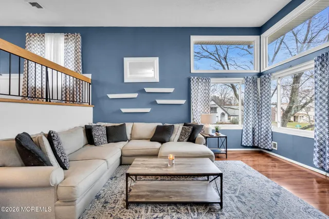 $699,000 | 7 Apache Drive, Toms River, NJ 08753