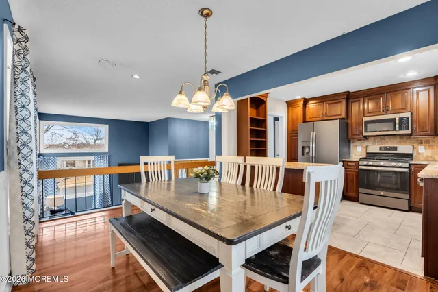 $699,000 | 7 Apache Drive, Toms River, NJ 08753