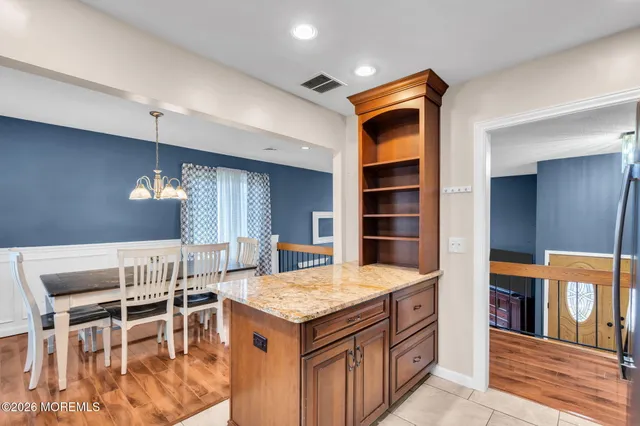 $699,000 | 7 Apache Drive, Toms River, NJ 08753