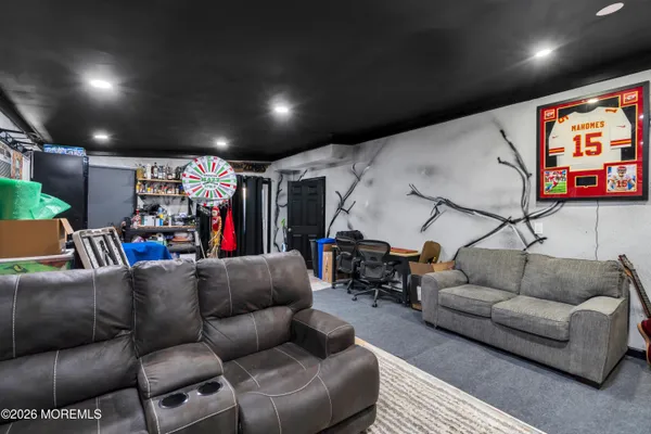 $650,000 | 7 Apache Drive, Toms River, NJ 08753