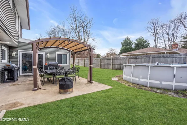 $650,000 | 7 Apache Drive, Toms River, NJ 08753