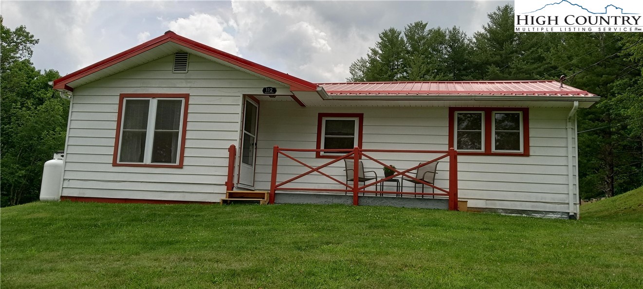 112 Robinson Road West Jefferson, NC 28694 - Photo 1 of 34 Gallery Image 1