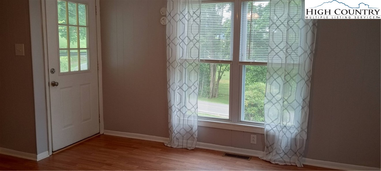 112 Robinson Road West Jefferson, NC 28694 - Photo 18 of 34 Gallery Image 18