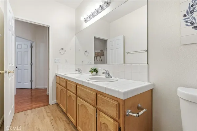 $425,000 | 535 Mallard Avenue, Lemoore, CA 93245