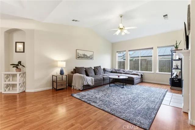 $425,000 | 535 Mallard Avenue, Lemoore, CA 93245