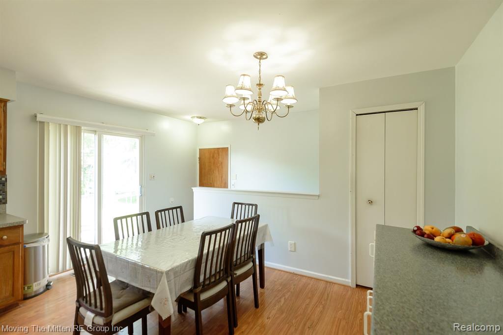 44240 Saltz Road Canton, MI 48187 - Photo 4 of 41