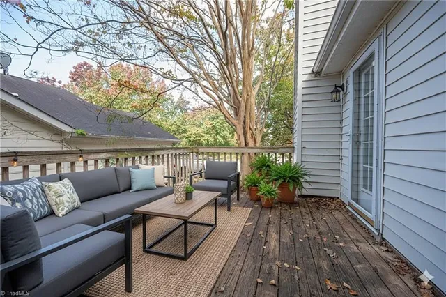 $325,000 | 3419 Derbywood Drive, Greensboro, NC 27410