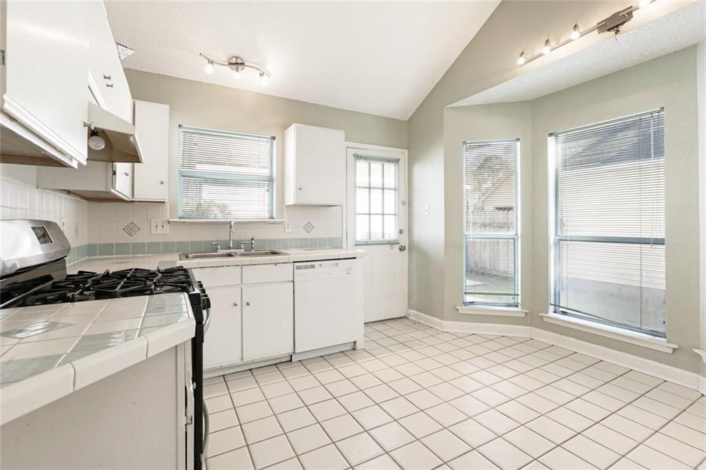 357 East Suncrest Loop Slidell, LA 70458 - Photo 6 of 12 Gallery Image 6
