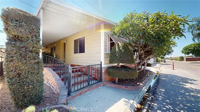 $595,000 | 3595 Santa Fe Avenue, Unit 214, Long Beach, CA 90810