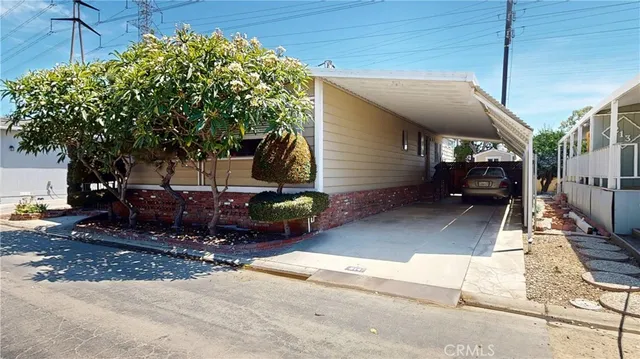 $595,000 | 3595 Santa Fe Avenue, Unit 214, Long Beach, CA 90810