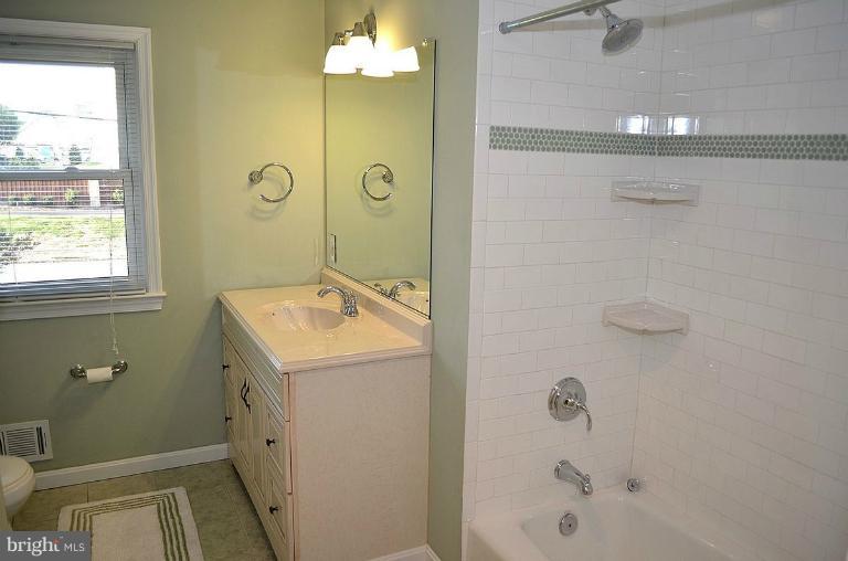 1603 Kirby Road McLean, VA 22101 - Photo 21 of 24 Bath#2