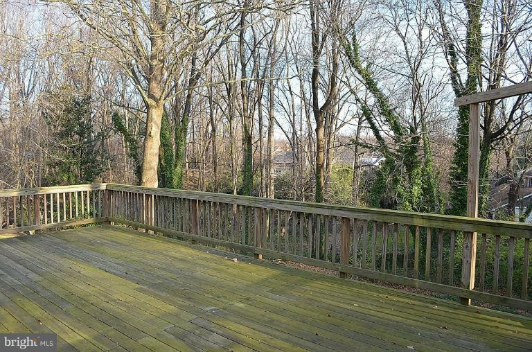 1603 Kirby Road McLean, VA 22101 - Photo 7 of 24 Exterior (Rear)