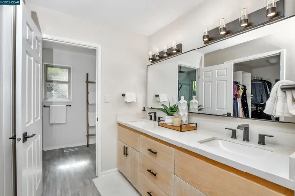 $1,679,000 | 975 Calle Verde, Martinez, CA 94553