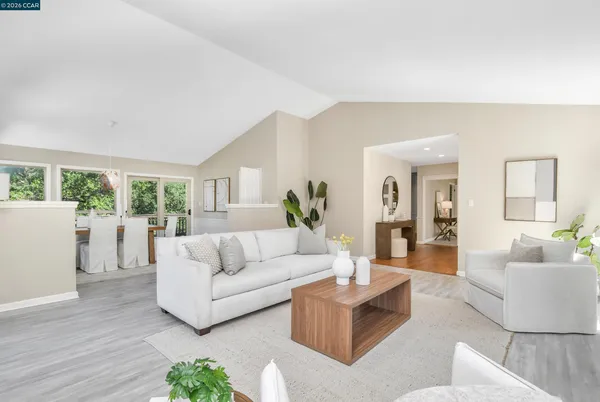 $1,679,000 | 975 Calle Verde, Martinez, CA 94553
