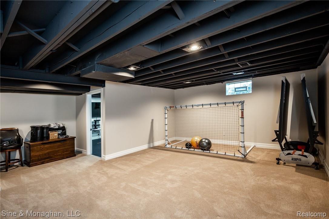 595 Ballantyne Road Grosse Pointe, MI 48236 - Photo 50 of 54 595 Ballantyne Recreation Room