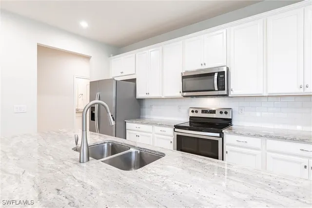 $345,000 | 10267 Bonavie Cove Drive, Fort Myers, FL 33966