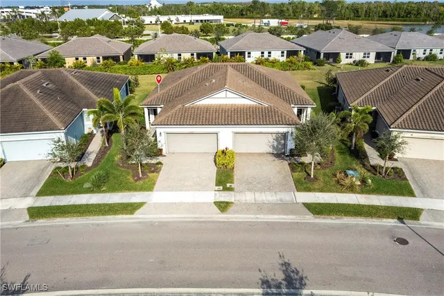 $345,000 | 10267 Bonavie Cove Drive, Fort Myers, FL 33966