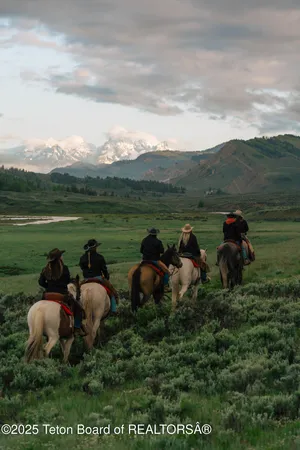 $21,000,000 | 24700 Cottonwood Creek Road, Jackson, WY 83001