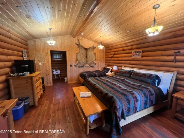 $21,000,000 | 24700 Cottonwood Creek Road, Jackson, WY 83001