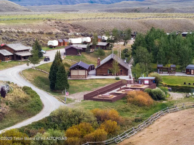 $25,000,000 | 24700 Cottonwood Creek Road, Jackson, WY 83001