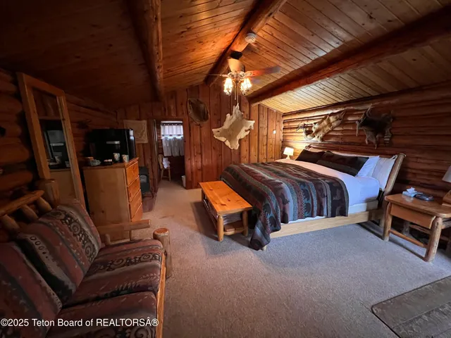 $25,000,000 | 24700 Cottonwood Creek Road, Jackson, WY 83001