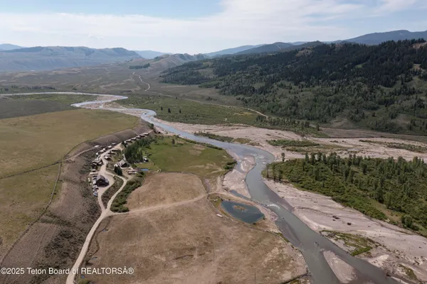 $21,000,000 | 24700 Cottonwood Creek Road, Jackson, WY 83001