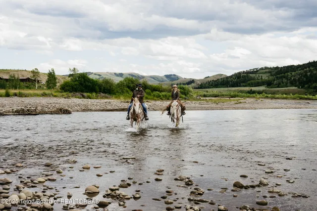 $25,000,000 | 24700 Cottonwood Creek Road, Jackson, WY 83001