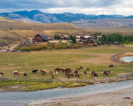 $21,000,000 | 24700 Cottonwood Creek Road, Jackson, WY 83001