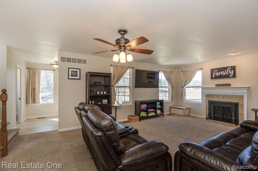 390 Shadywood Road Rochester Hills, MI 48307 - Photo 5 of 38