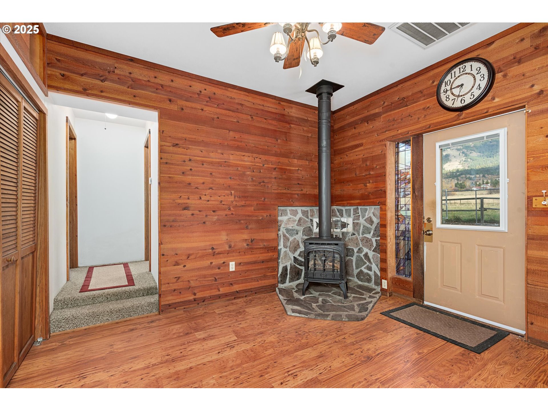 69431 Antles Road Cove, OR 97824 - Photo 16 of 48