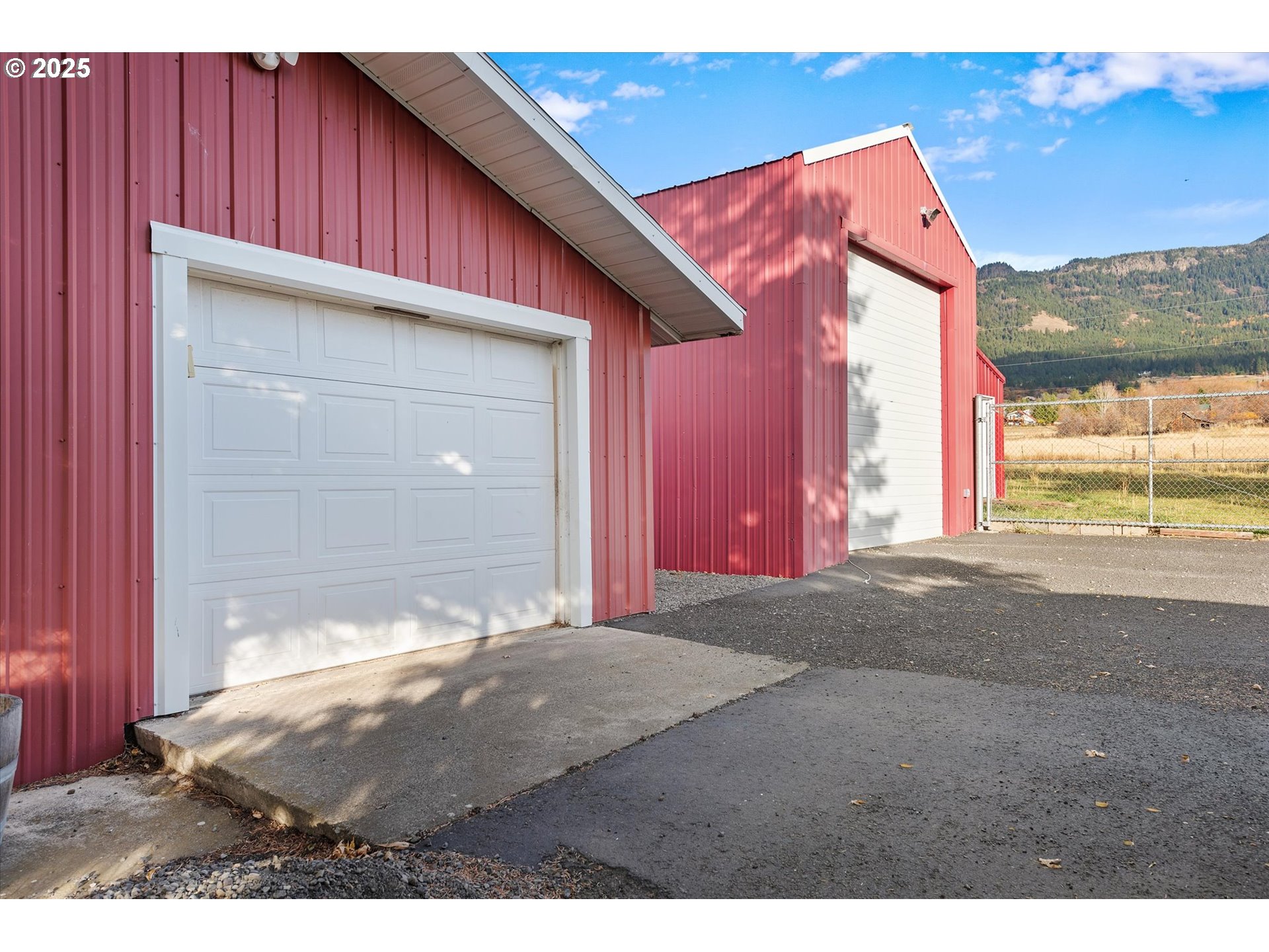 69431 Antles Road Cove, OR 97824 - Photo 4 of 48
