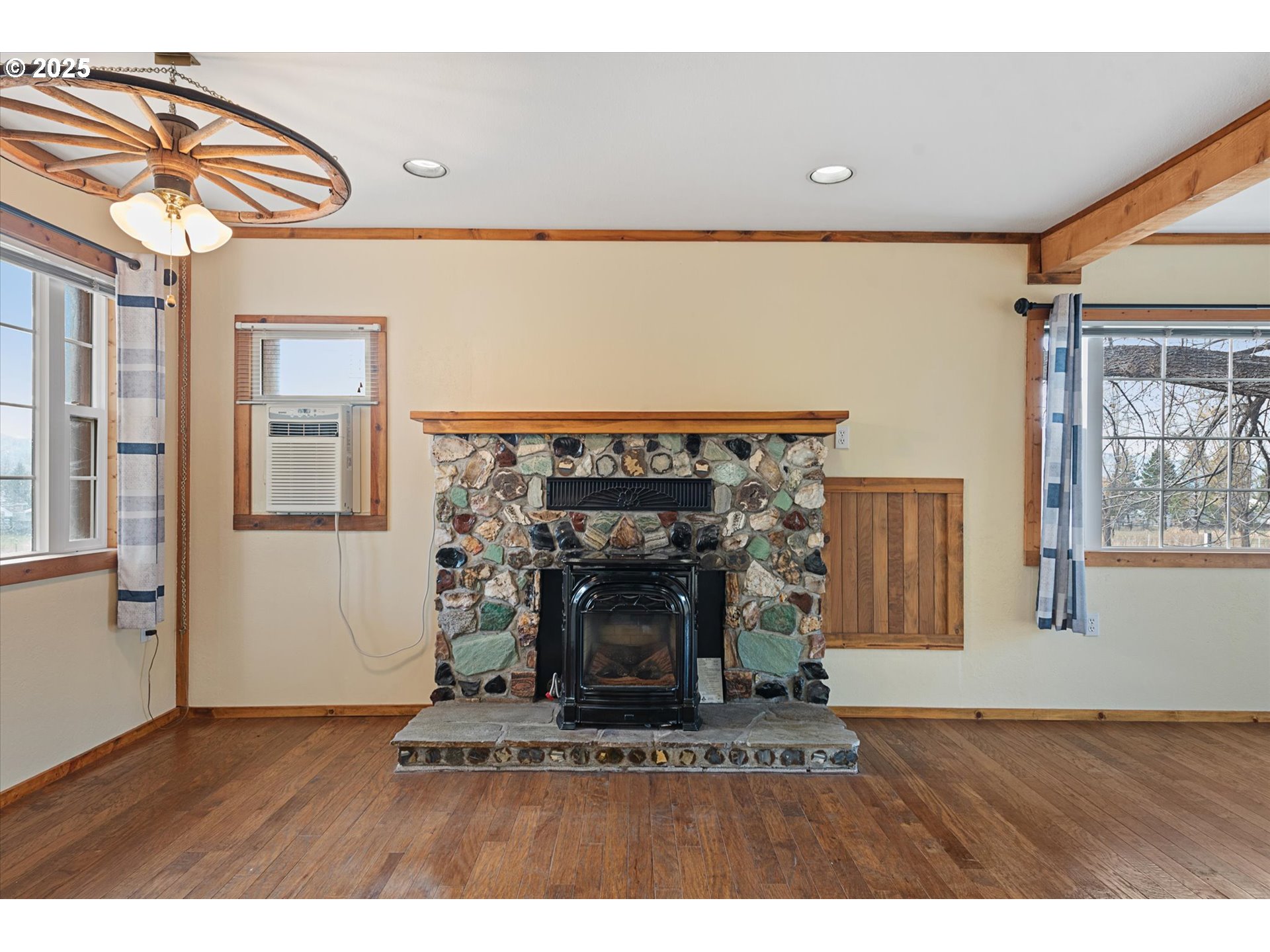 69431 Antles Road Cove, OR 97824 - Photo 8 of 48