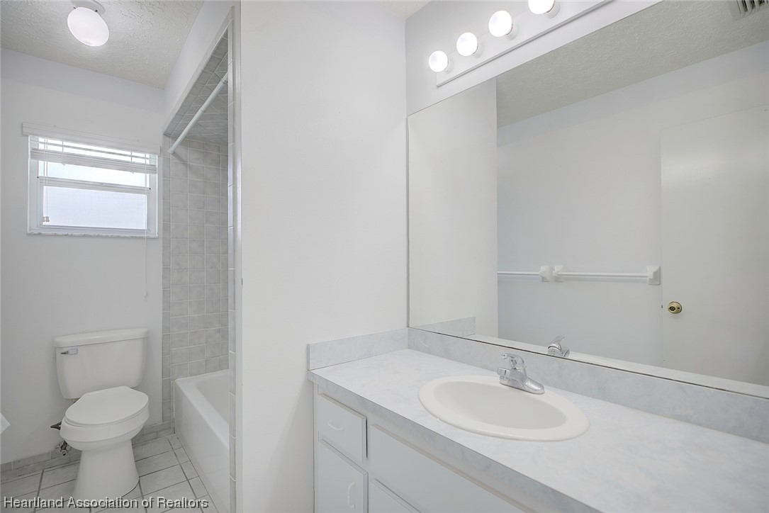 242 Grape Road Northwest Lake Placid, FL 33852 - Photo 18 of 32 Gallery Image 18