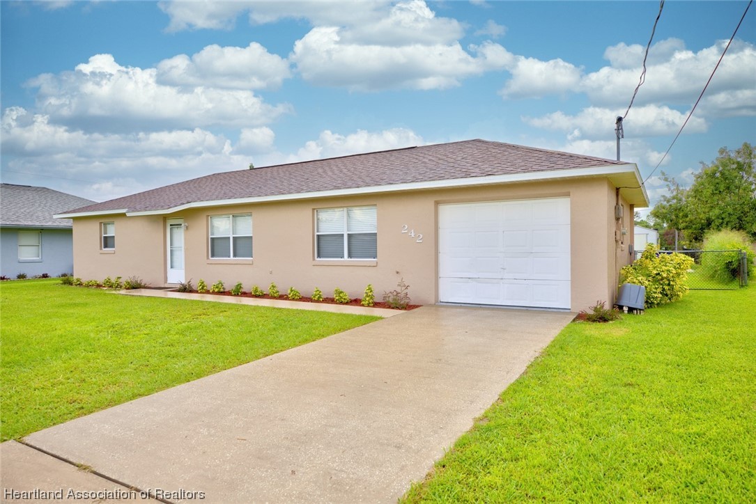 242 Grape Road Northwest Lake Placid, FL 33852 - Photo 24 of 32 Gallery Image 24