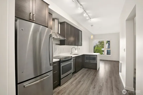 $329,900 | 1760 Northwest 56th Street, Unit 421, Seattle, WA 98107