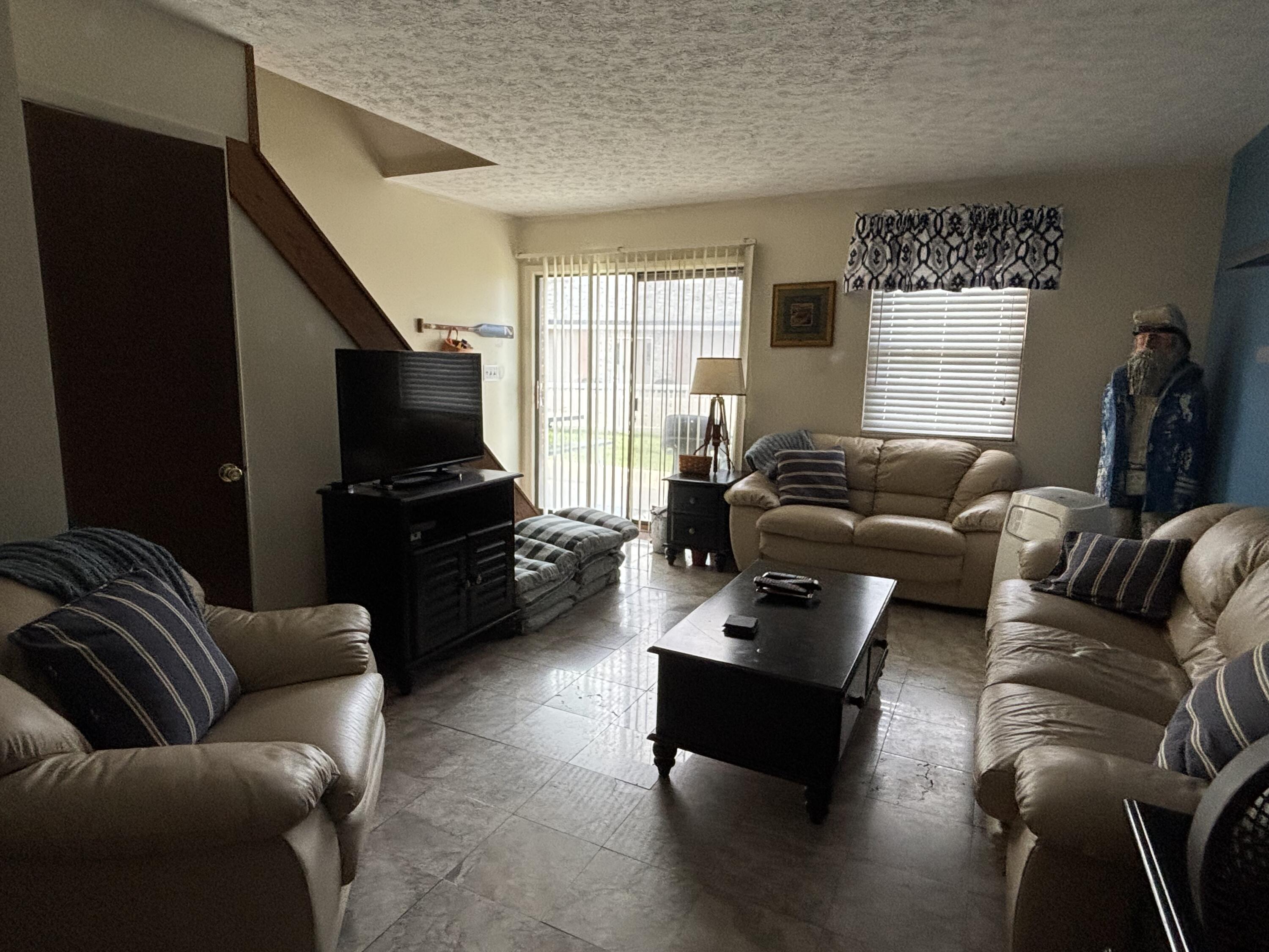 222 Warren Avenue, Unit 3 Russells Point, OH 43348 - Photo 10 of 19