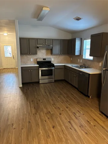 $2,000 | 18803 Prairie Larkspur Drive, Houston, TX 77073