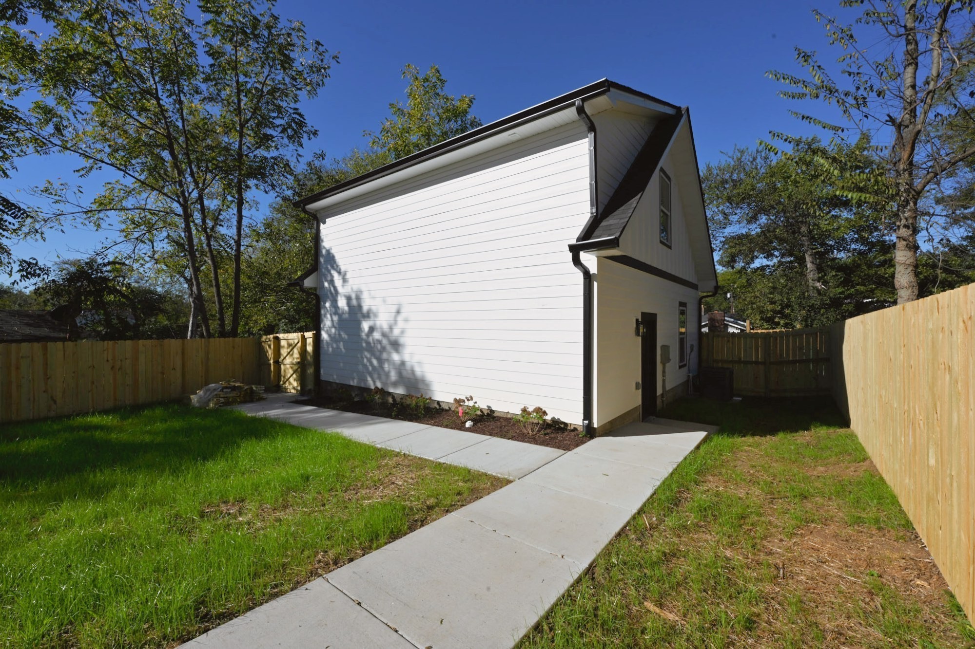 1212 Stockell Street Nashville, TN 37207 - Photo 48 of 86 a view of a back yard of the house