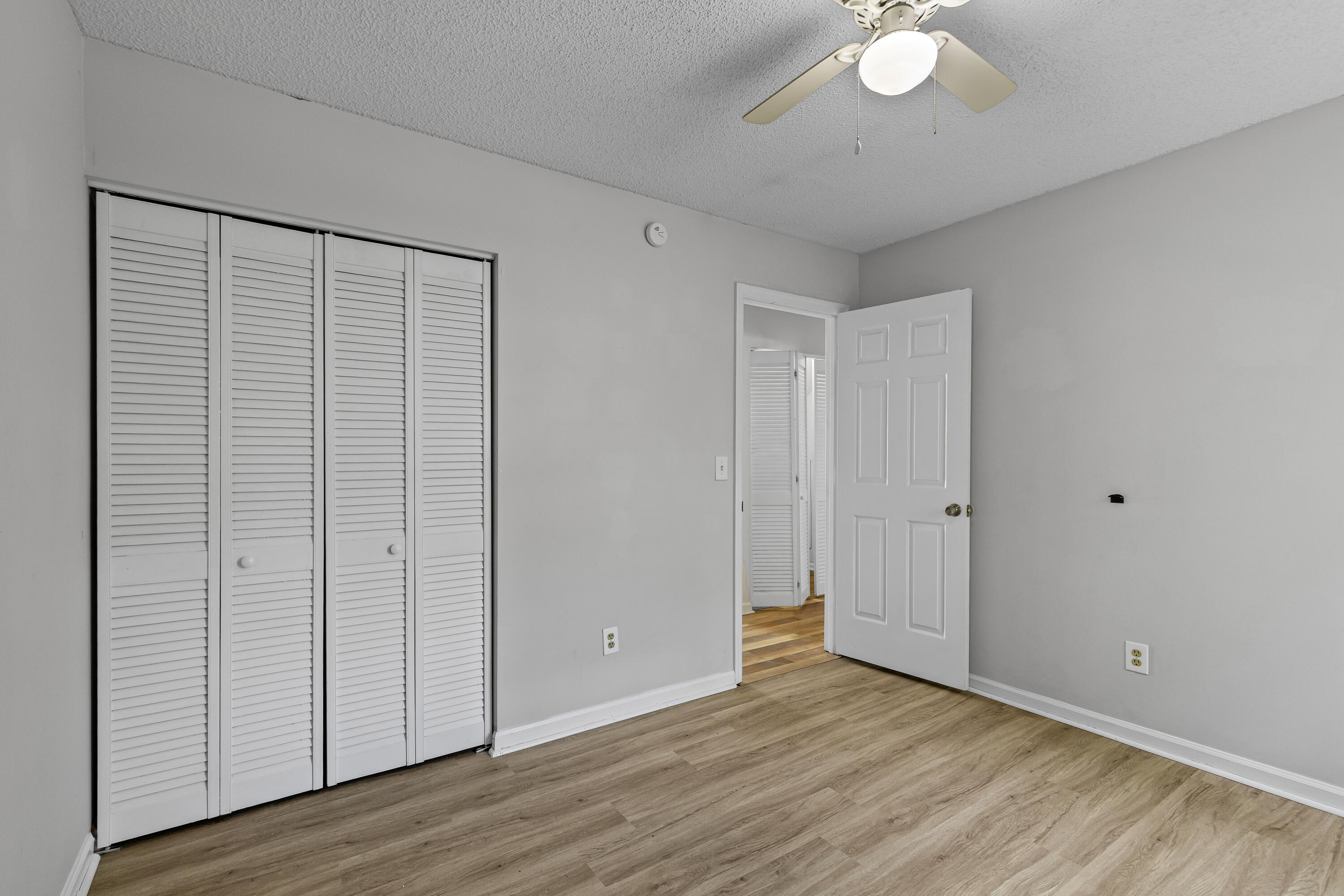 136 Old Saybrook Road North Charleston, SC 29418 - Photo 15 of 36 1G1A6127