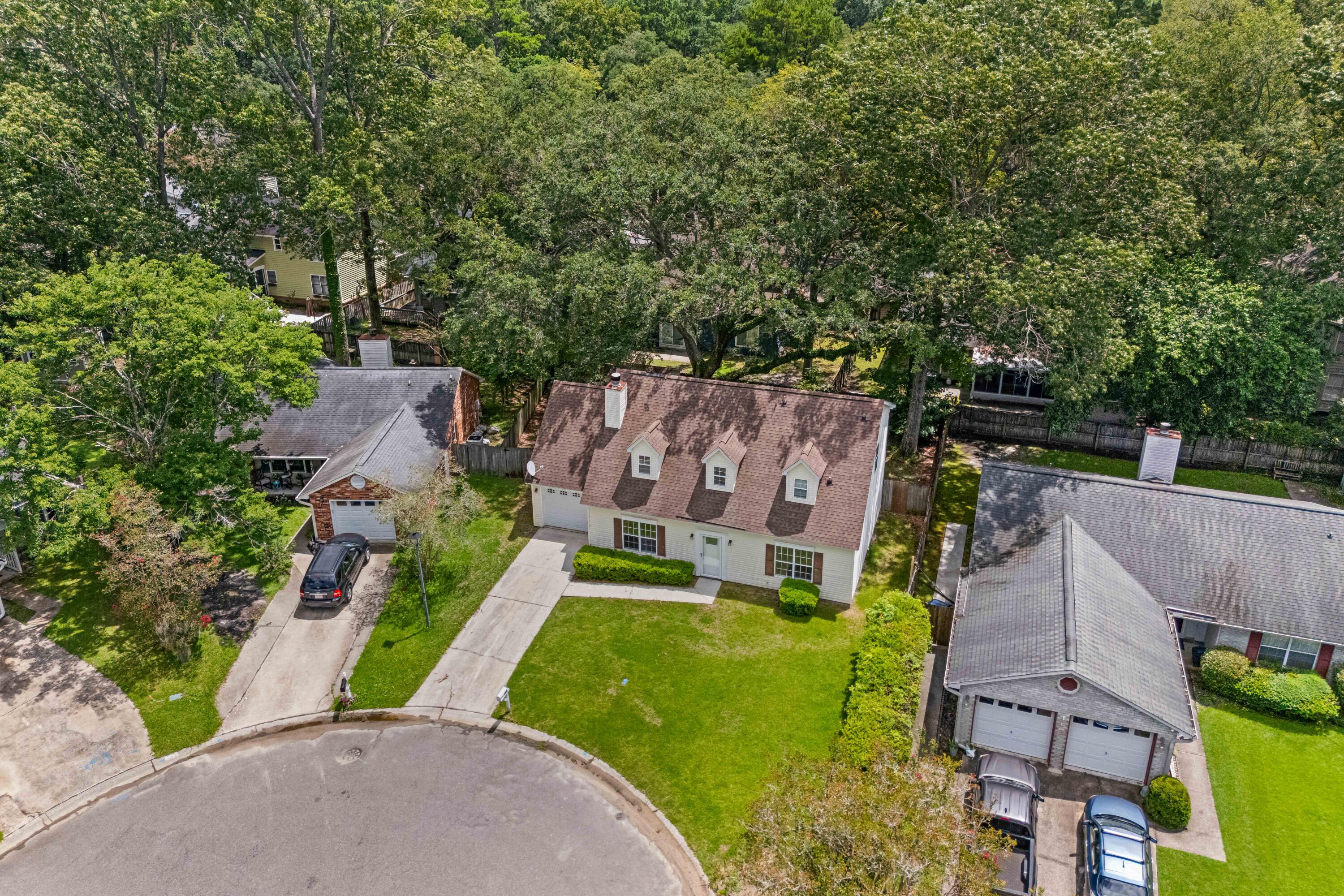 136 Old Saybrook Road North Charleston, SC 29418 - Photo 2 of 36 DJI_20250518165536_0276_D_DJI